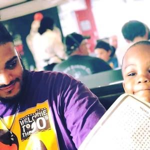 Meet your Posher, Zarteenaz